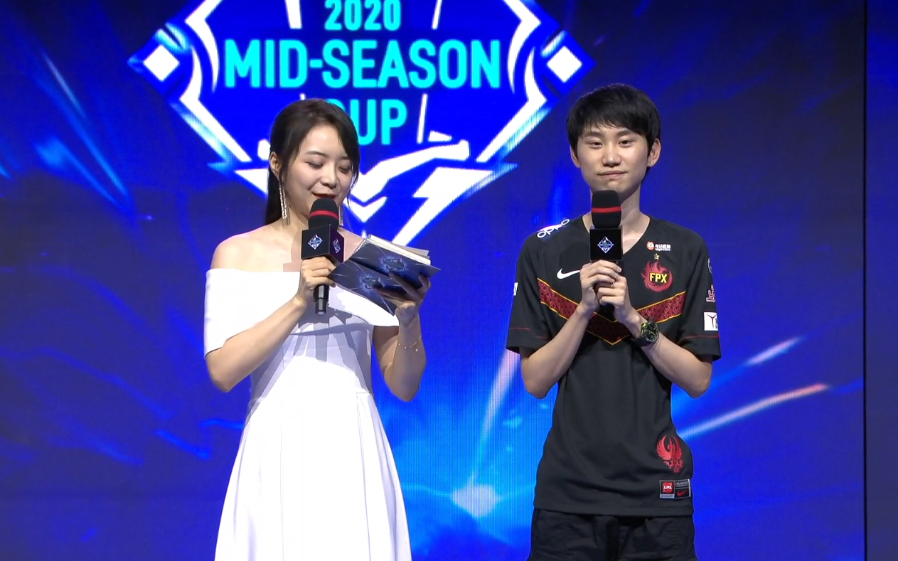 开云体育平台APP-PSG翻盘V5，Doinb团战一打五强强对话半决赛，引爆全场热议