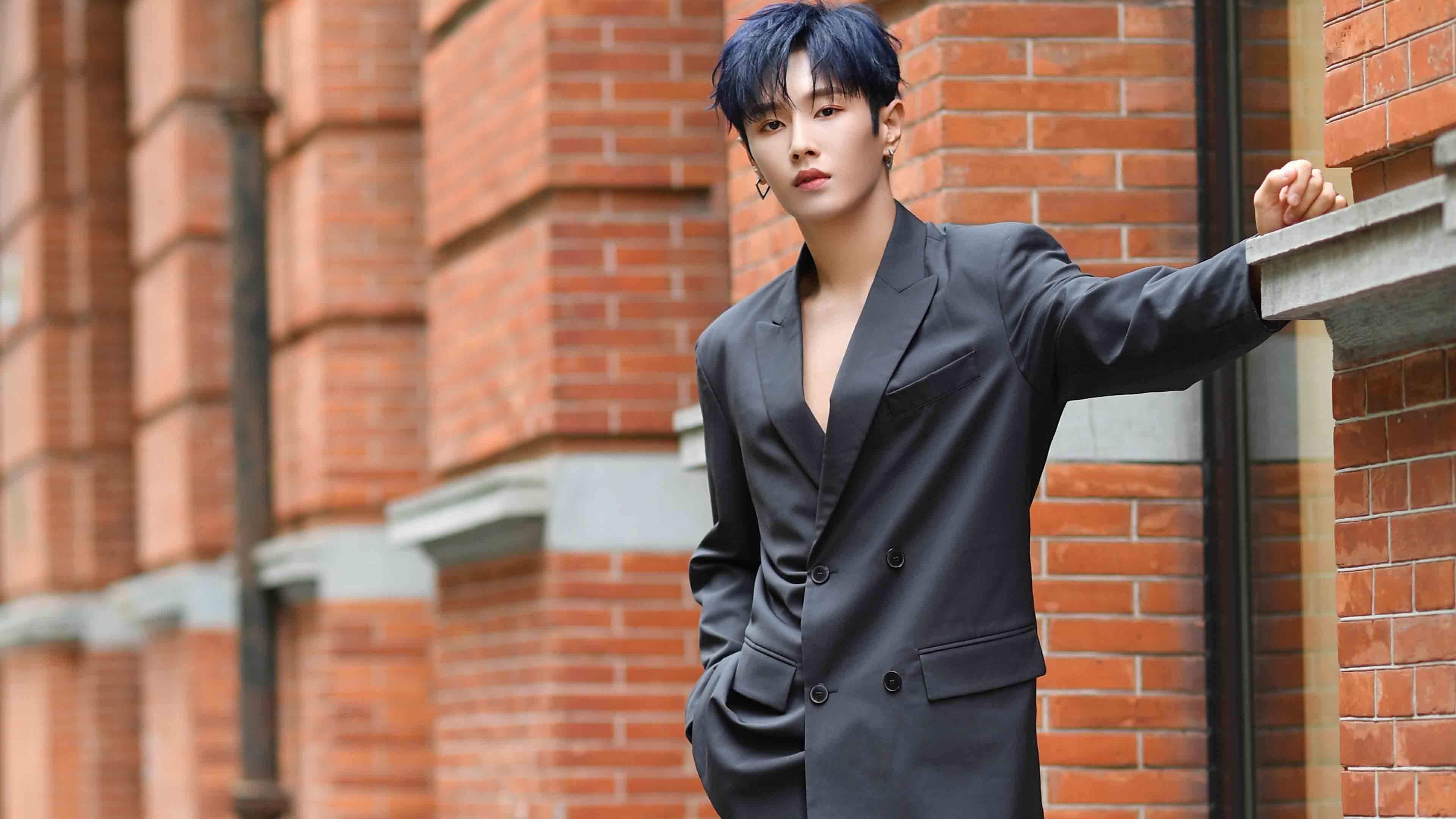 跨界焦点战，当英超争冠遇上广厦绝杀火箭，体育世界的戏剧性交响