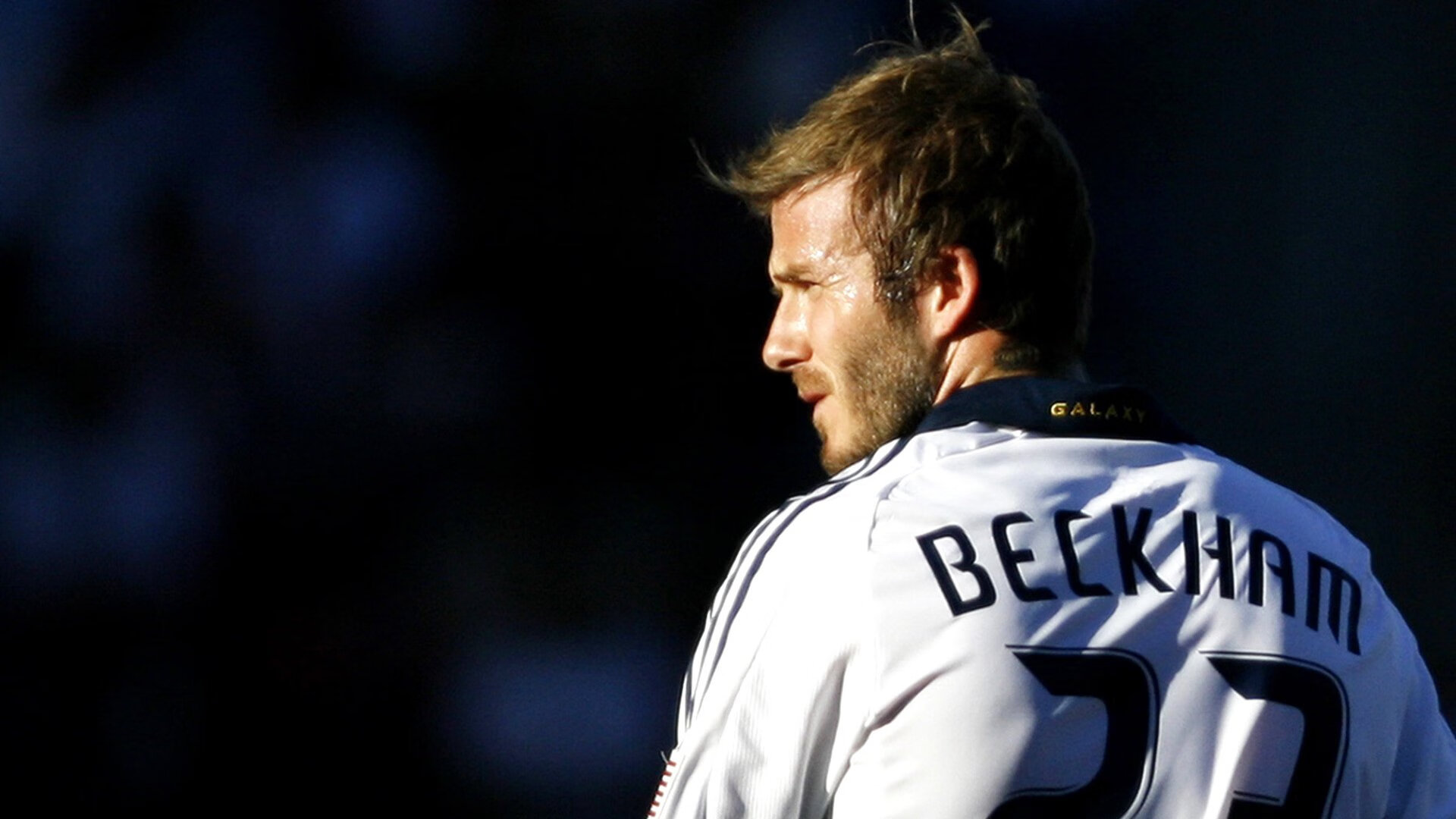 开云体育官方网站-一剑封喉！利拉德时间撕裂夜空 他用两种节奏为全队上紧发条